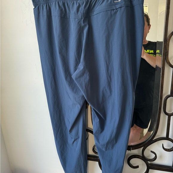 Eddie Bauer pant - Picture 2 of 4